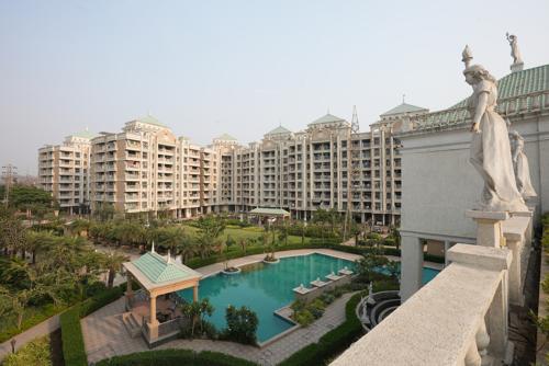 THARWANI SOLITAIRE PHASE IV