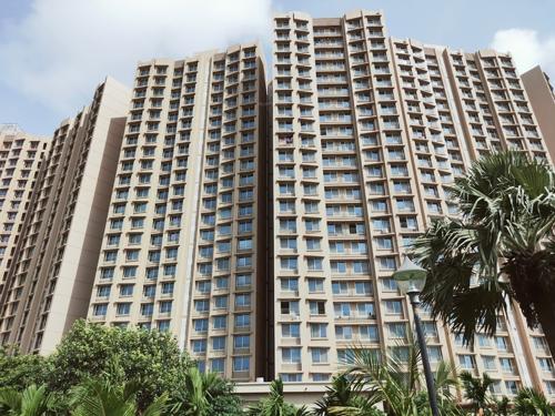 Marina Enclave Wings Q and R with Kindergarten Phase - IV