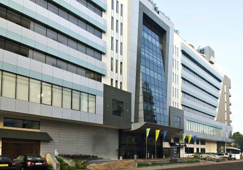 7 BUSINESS SQUARE