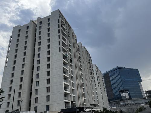 Majestique Towers East Phase 6